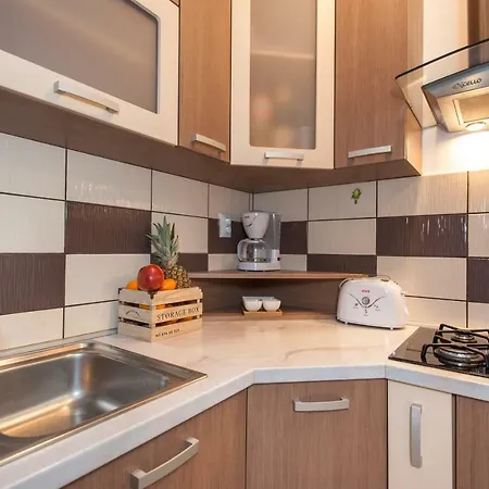 Iva Apartment *