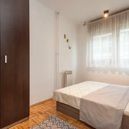 Iva Apartment